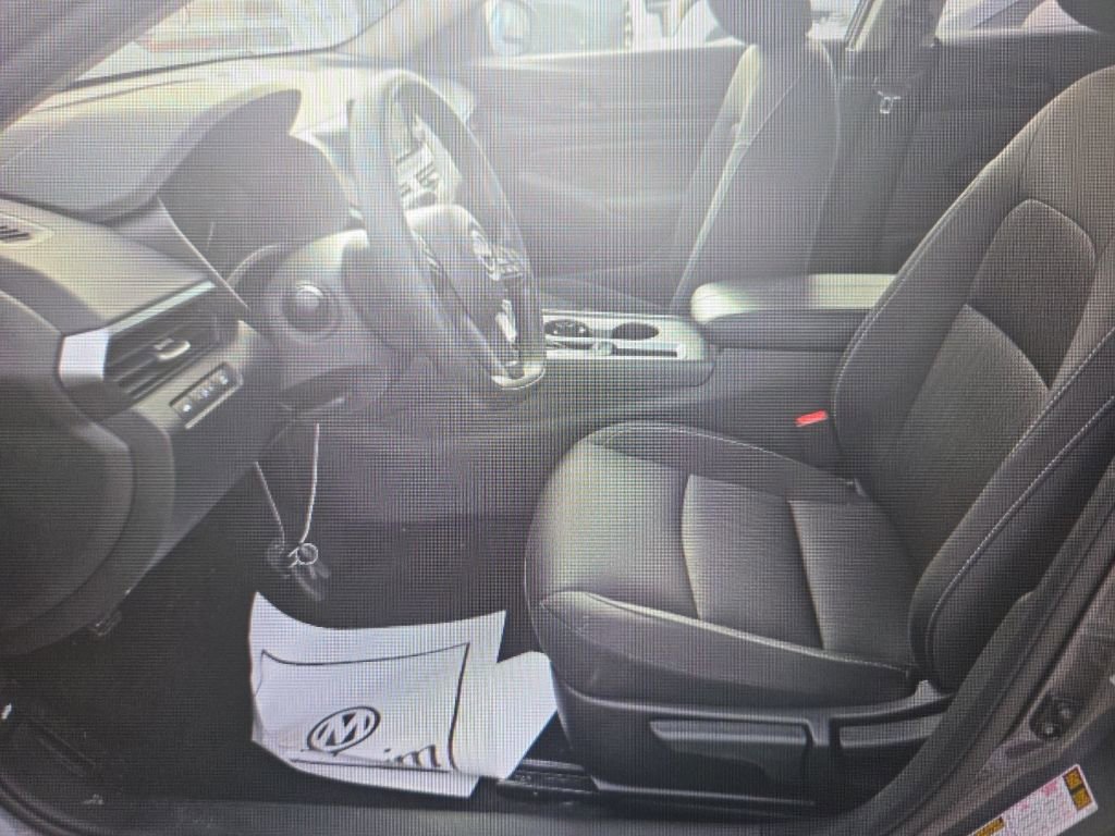 Used 2024 Nissan Altima 2.5 S image 6