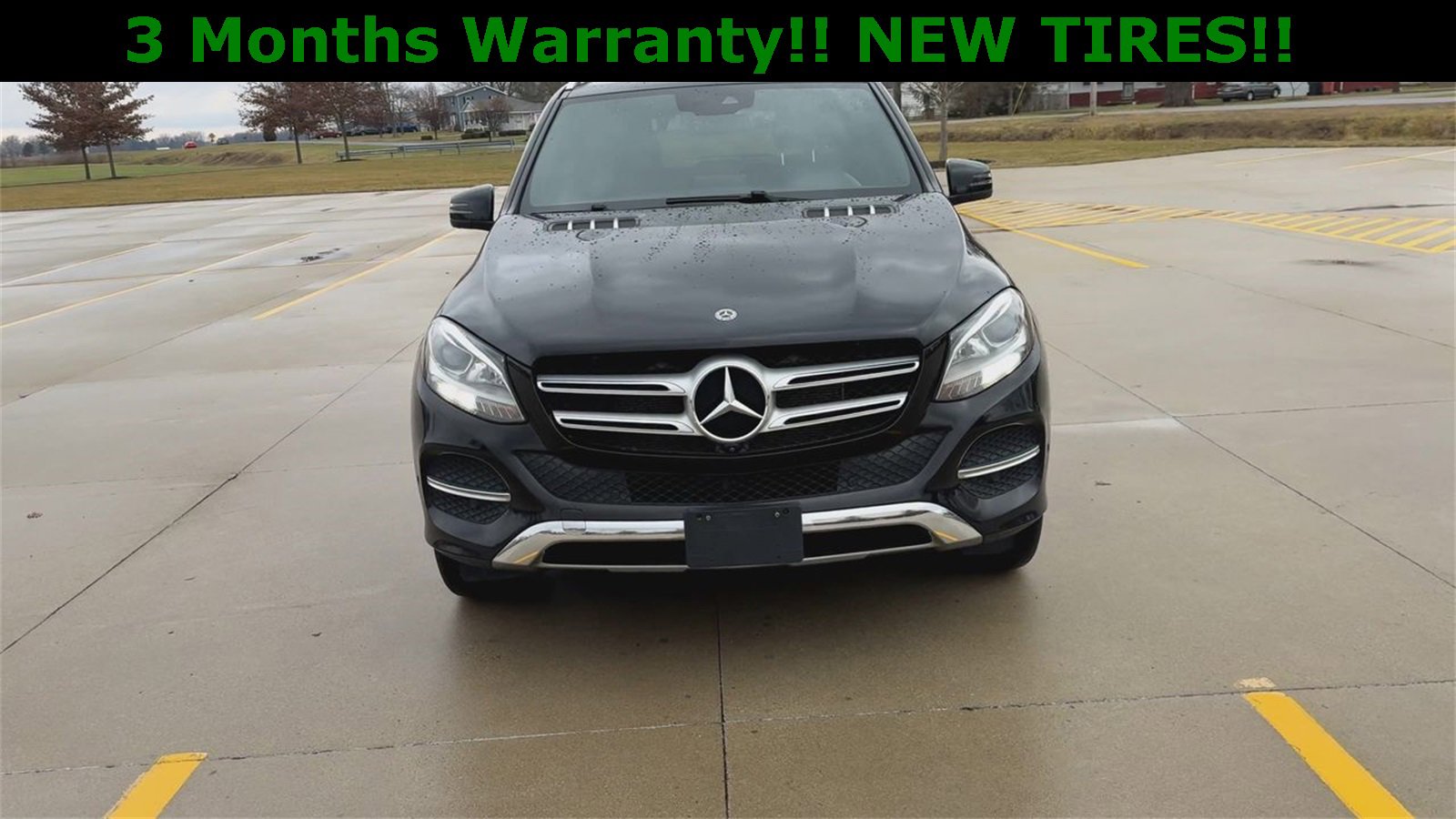 Used 2019 Mercedes-Benz GLE 400 4MATIC w/ Premium 1 Package image 3