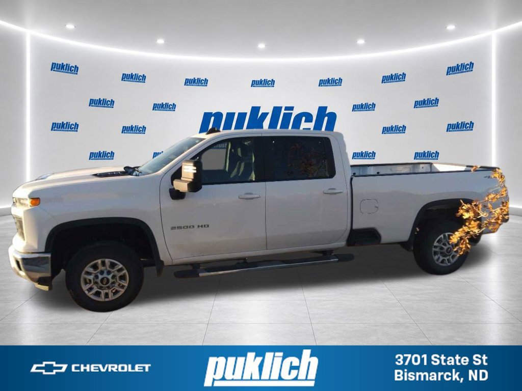 Used 2025 Chevrolet Silverado 2500 LT w/ Convenience Package AWD/4WD image 3