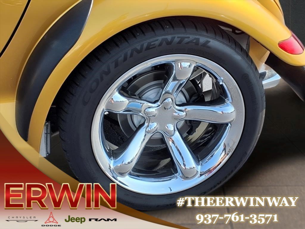 Used 2002 Chrysler Prowler RWD image 11