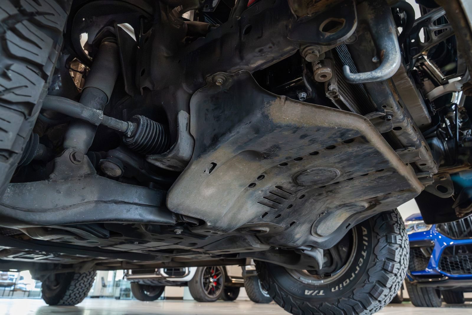 Used 2002 Toyota Land Cruiser AWD/4WD image 39