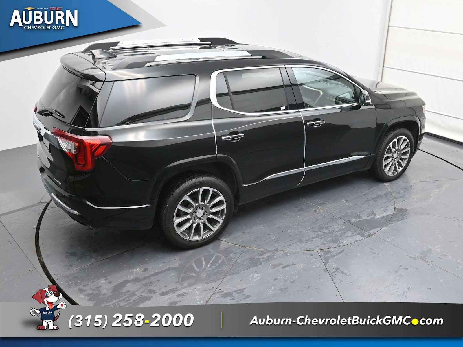 Used 2023 GMC Acadia Denali w/ Trailering Package image 31