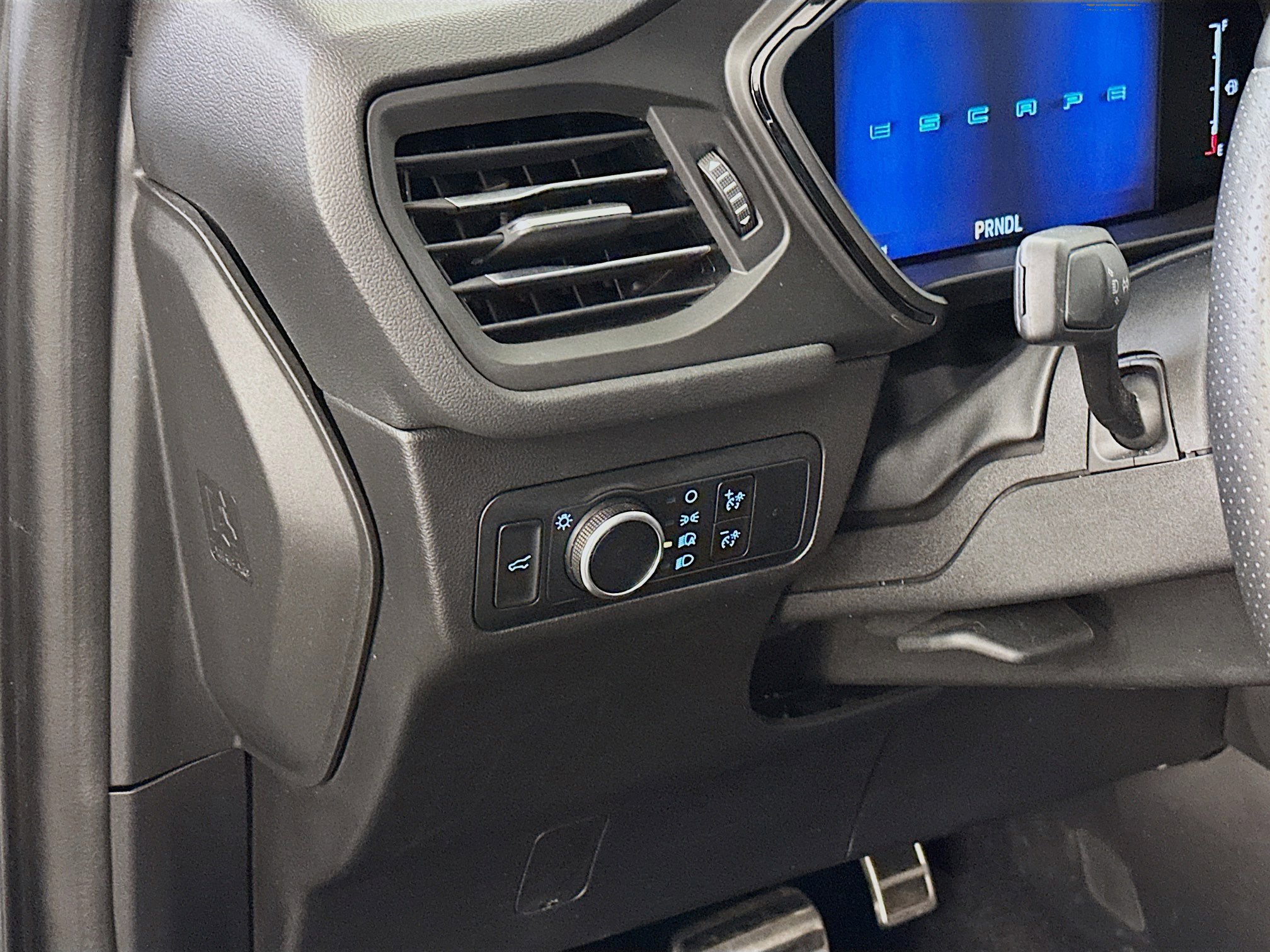 Used 2024 Ford Escape ST-Line image 17