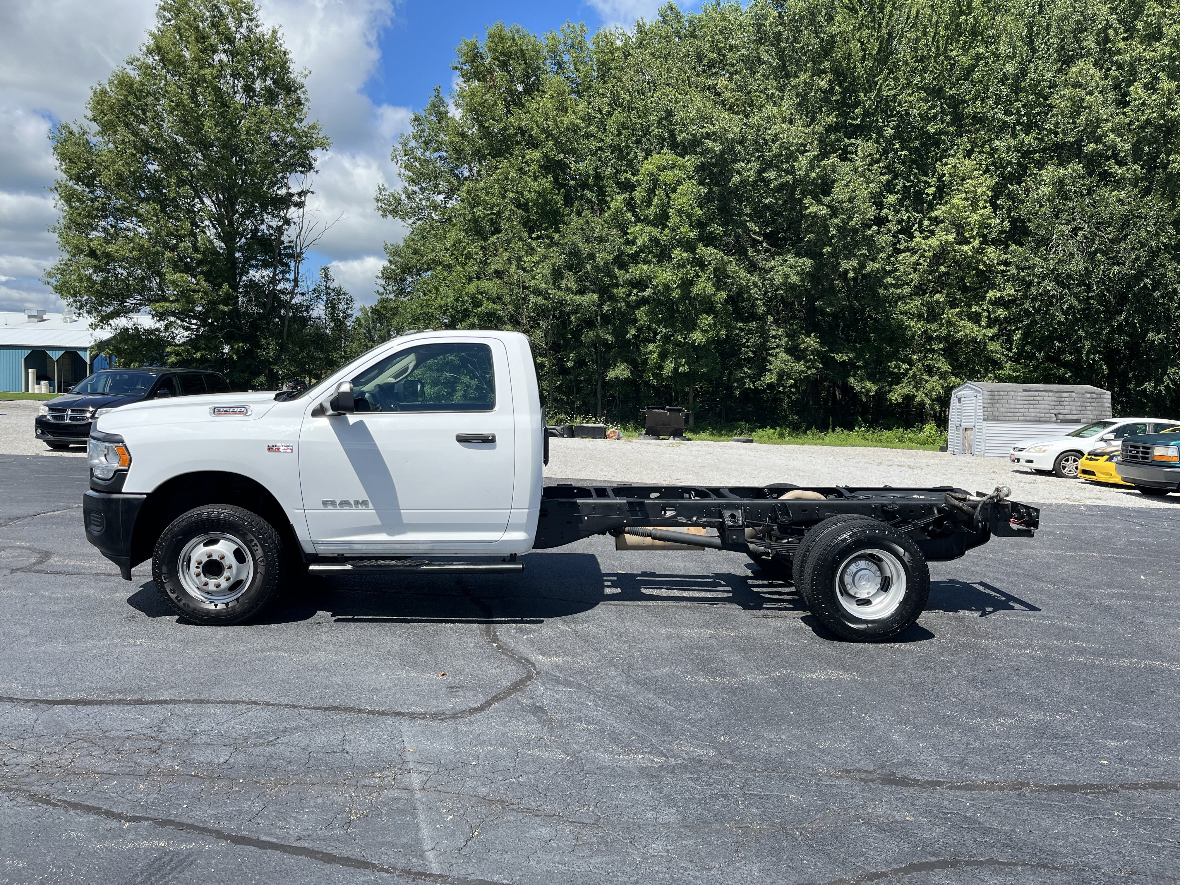 Used 2020 RAM 3500 Tradesman RWD image 2