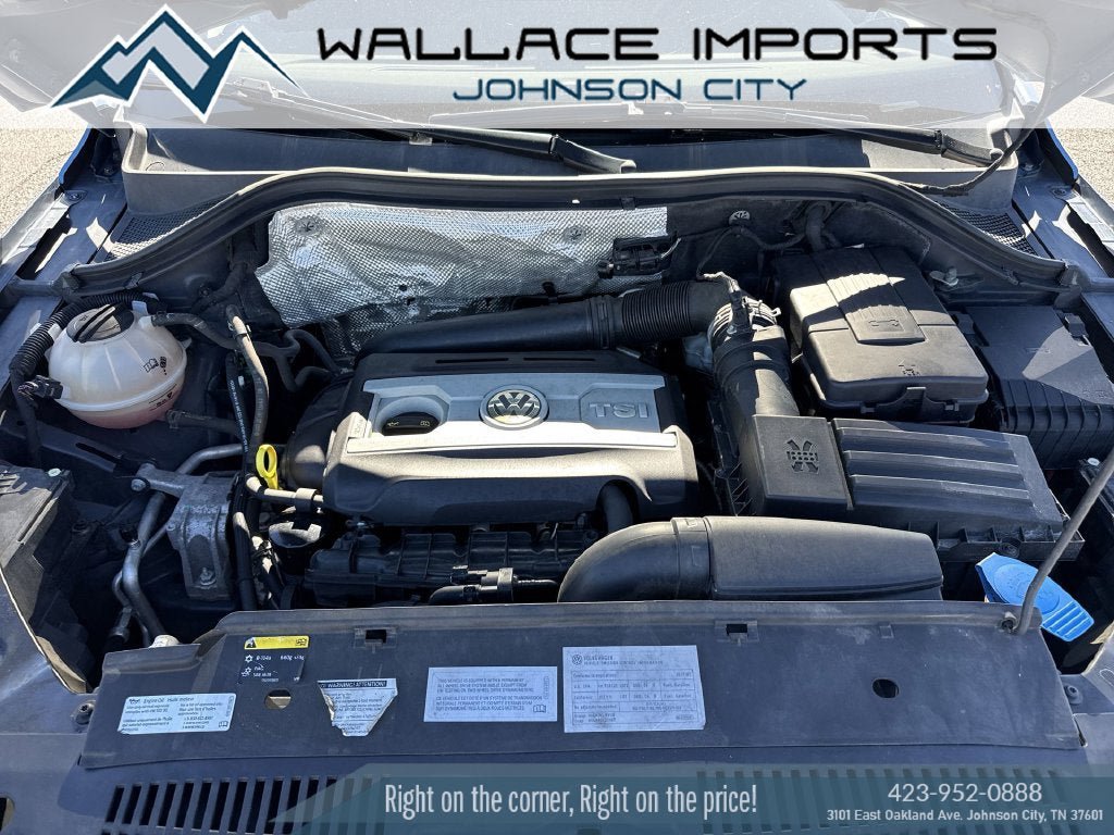 Used 2017 Volkswagen Tiguan SEL AWD/4WD image 36