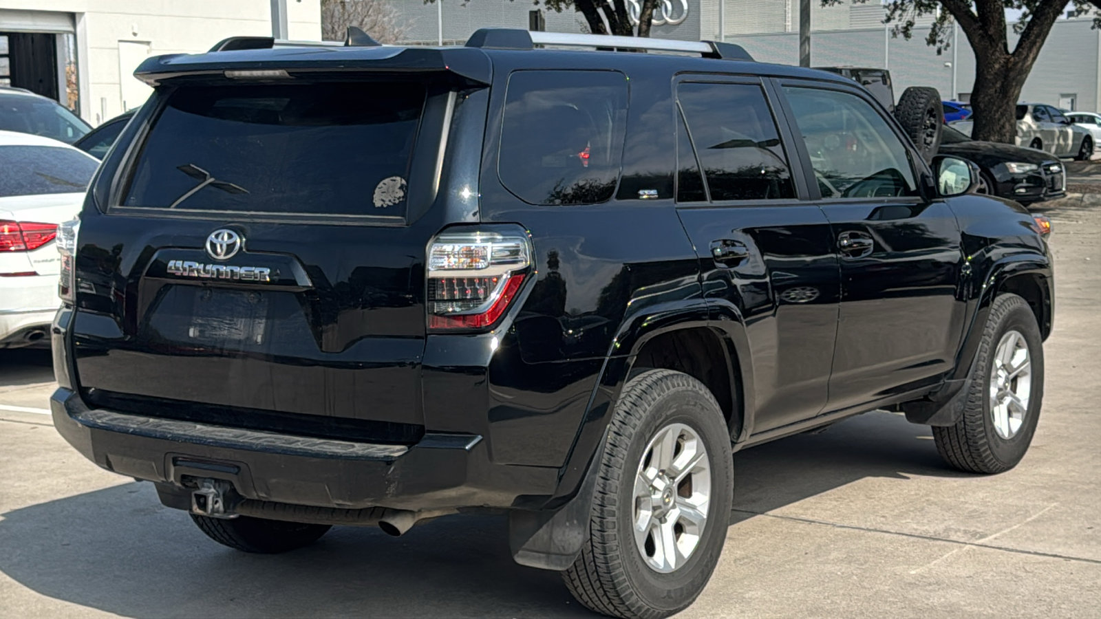Used 2022 Toyota 4Runner SR5 image 7