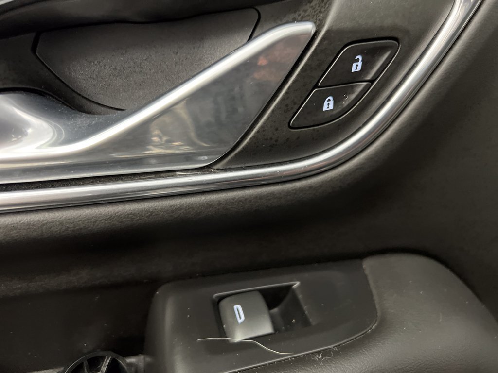 Used 2023 Chevrolet Tahoe RST RWD image 21