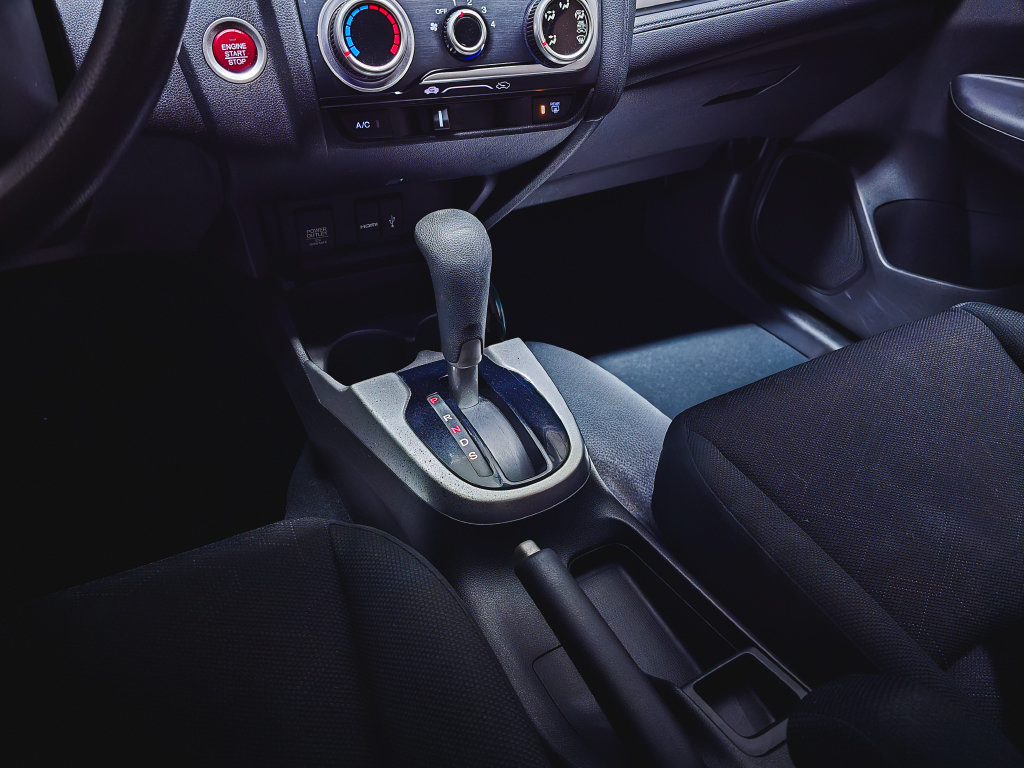 Used 2016 Honda Fit EX image 28