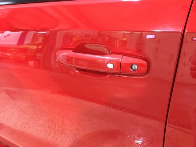 Used 2022 Chevrolet Silverado 1500 LT w/ Z71 Off-Road Package image 13