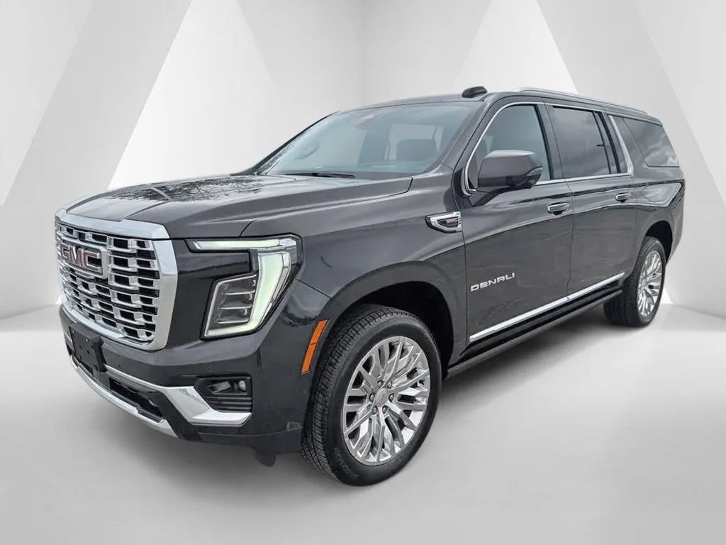 New 2026 GMC Yukon XL Denali w/ Denali Reserve Package AWD/4WD image 3