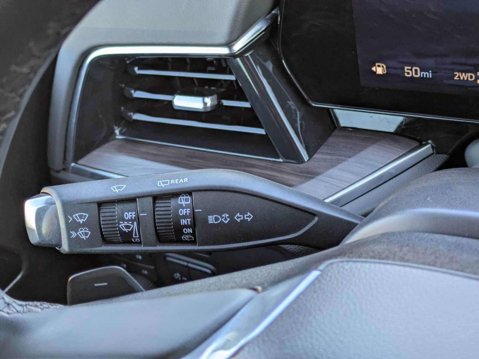 Used 2025 Chevrolet Suburban LS w/ Max Trailering Package image 24