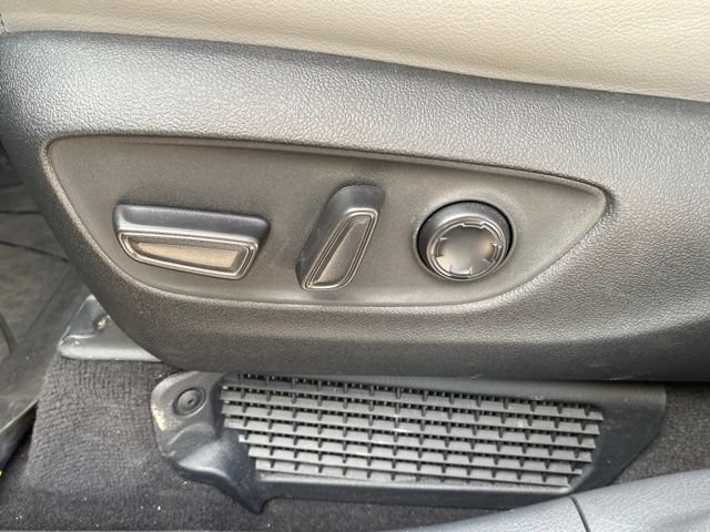 Certified 2024 Toyota Sienna Limited AWD/4WD image 15