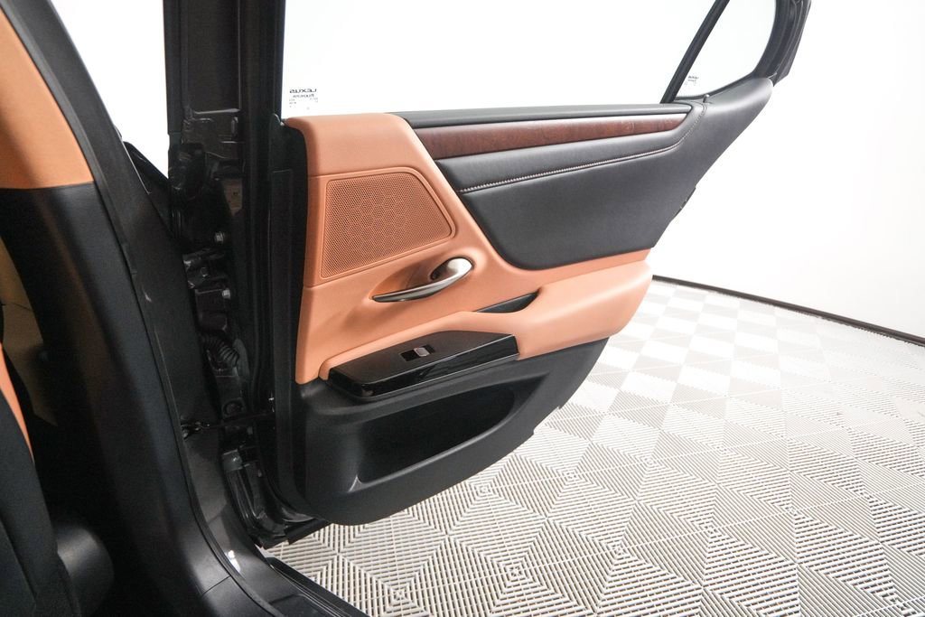 Certified 2024 Lexus ES 350 w/ Premium Package image 17