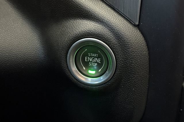 Used 2023 GMC Sierra 2500 Denali w/ Denali Ultimate Package image 22