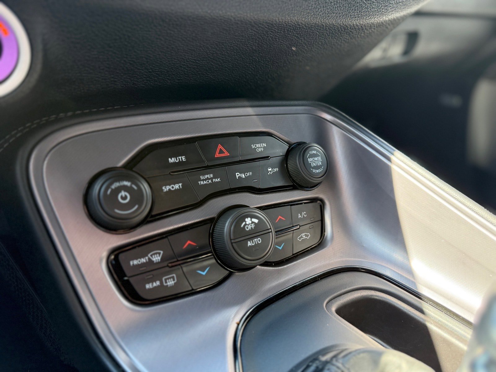 Used 2023 Dodge Challenger R/T RWD image 19