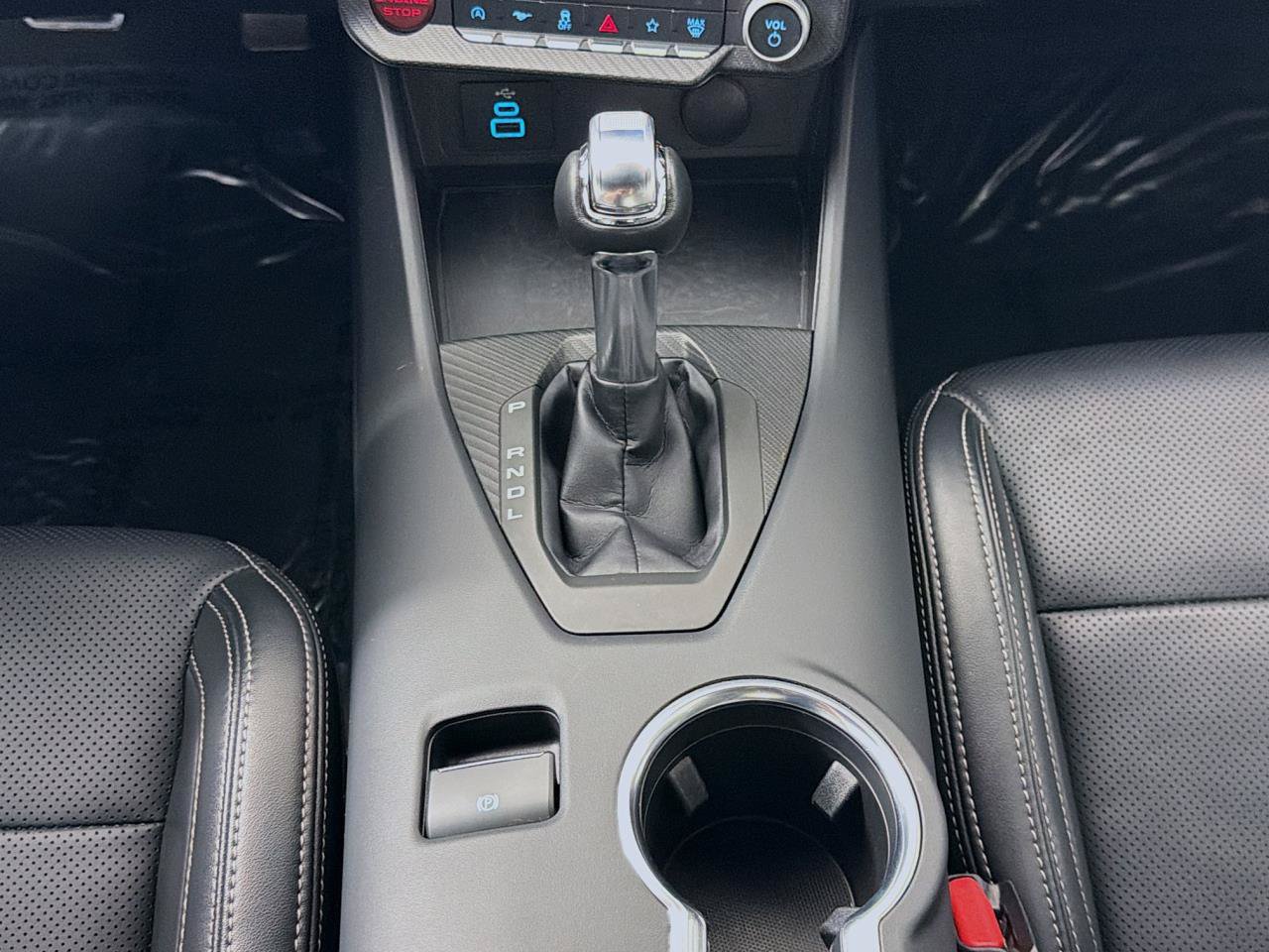 Used 2025 Ford Mustang Premium RWD image 18