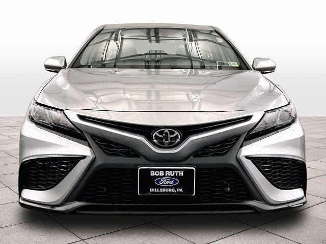 Used 2022 Toyota Camry SE AWD/4WD image 3