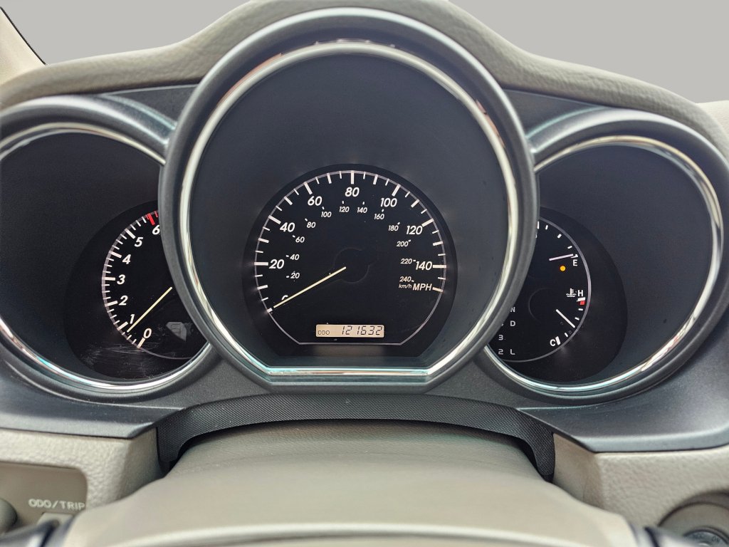 Used 2004 Lexus RX 330 AWD image 4