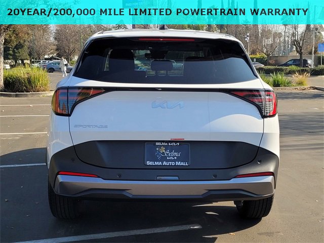 New 2026 Kia Sportage LX image 5