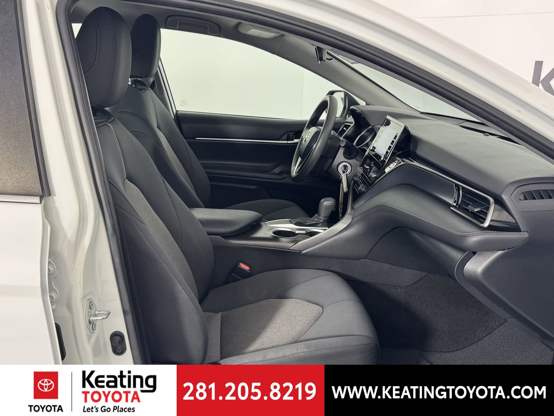 Used 2021 Toyota Camry LE image 20