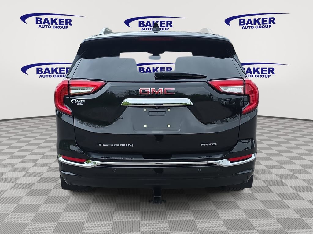 Used 2022 GMC Terrain Denali w/ Black Diamond Edition AWD/4WD image 6