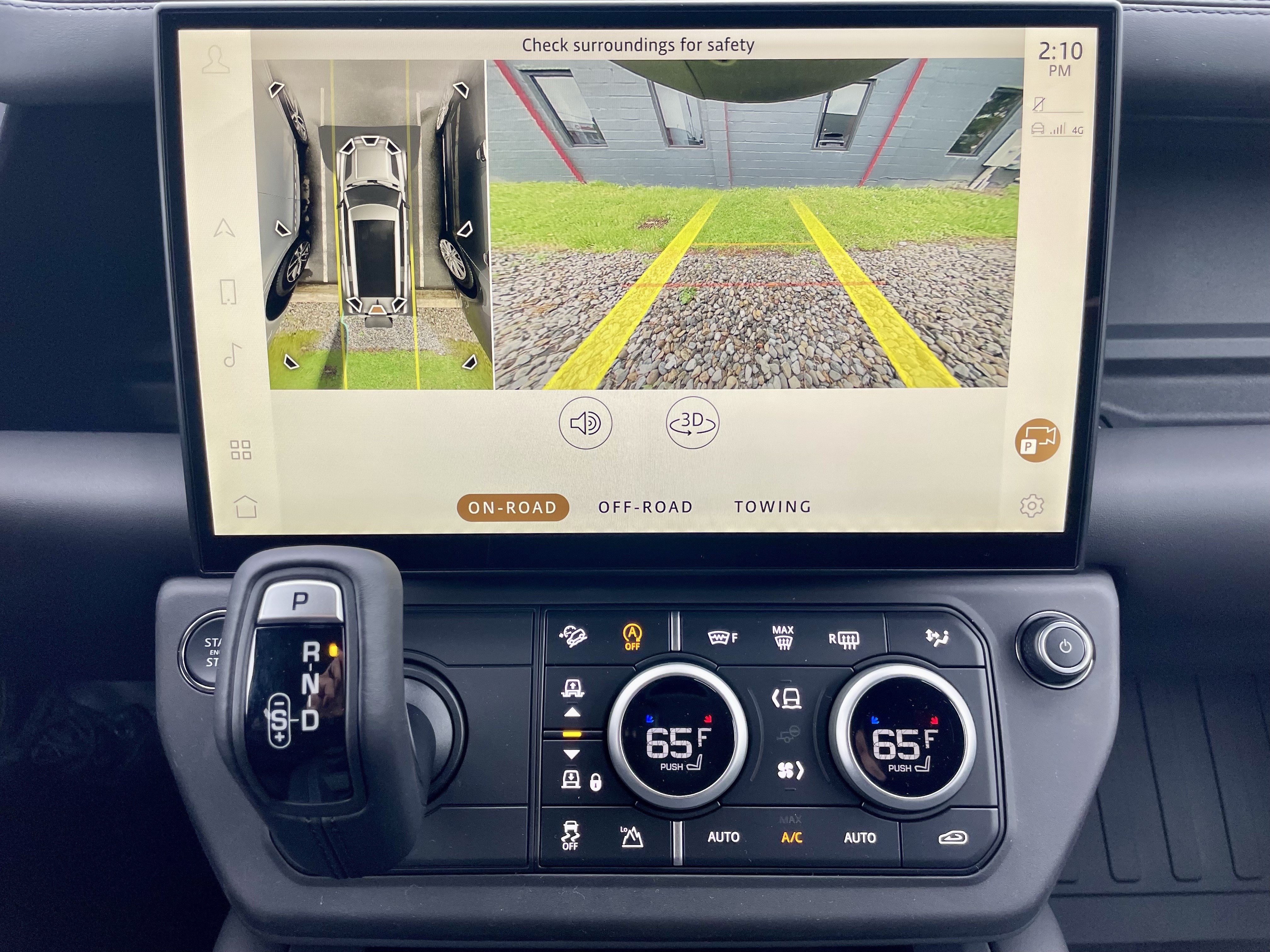 New 2026 Land Rover Defender 130 X-Dynamic SE AWD/4WD image 28