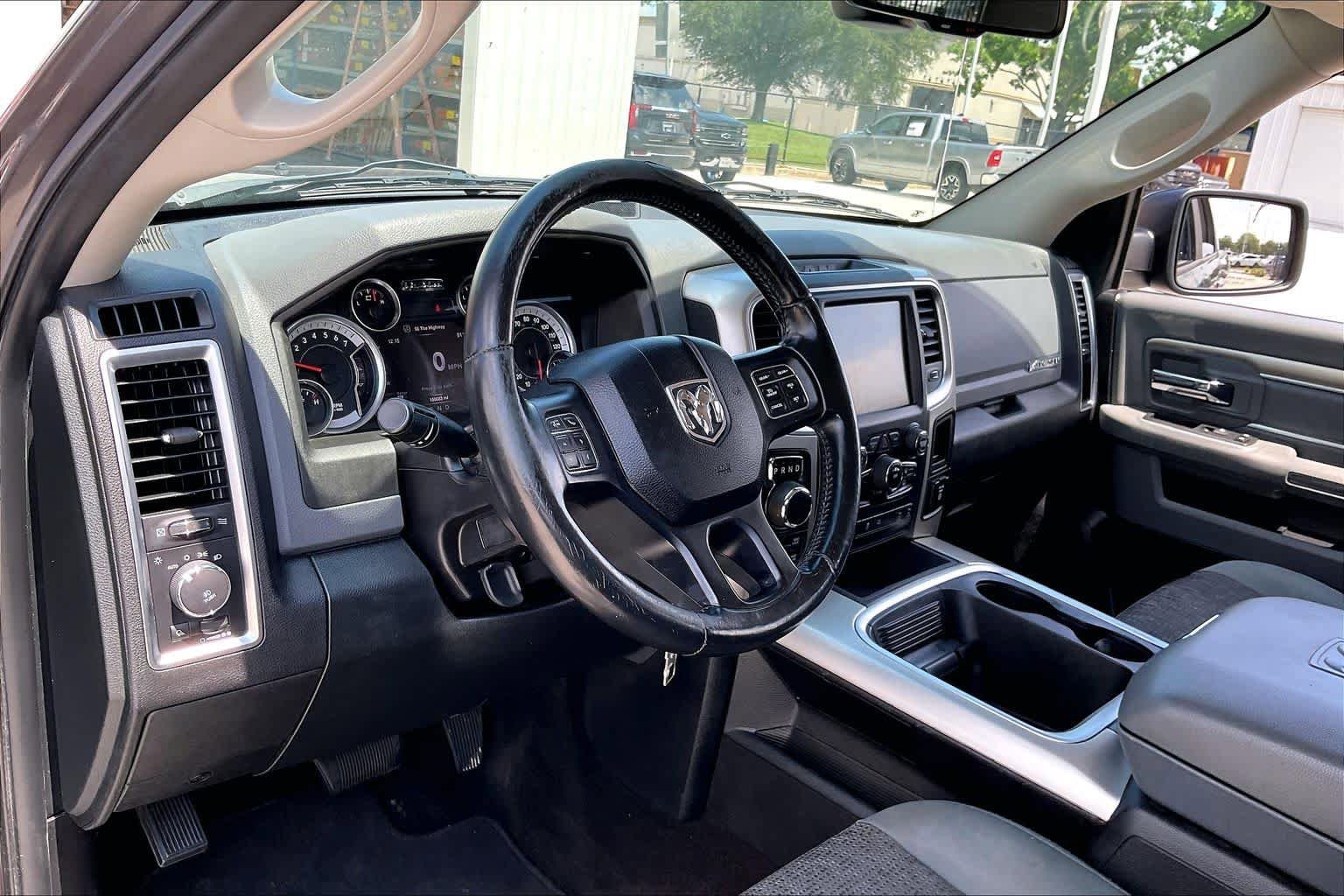 Used 2016 RAM 1500 Big Horn AWD/4WD image 17