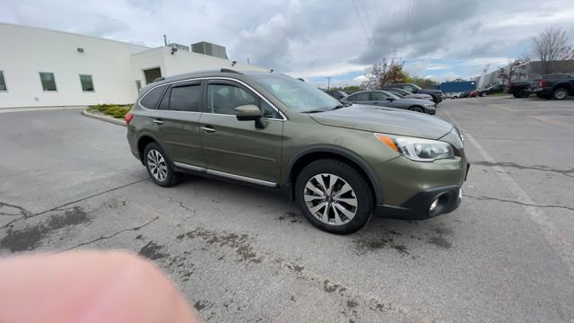 Used 2017 Subaru Outback 3.6R Touring AWD/4WD image 2