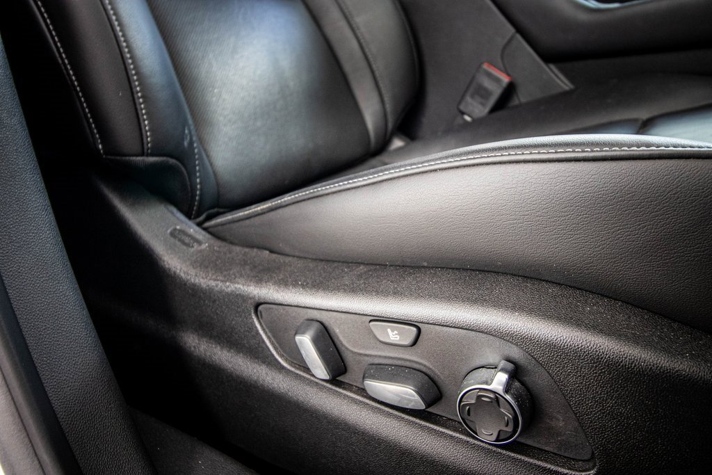 Used 2019 Cadillac XT4 Premium Luxury image 38