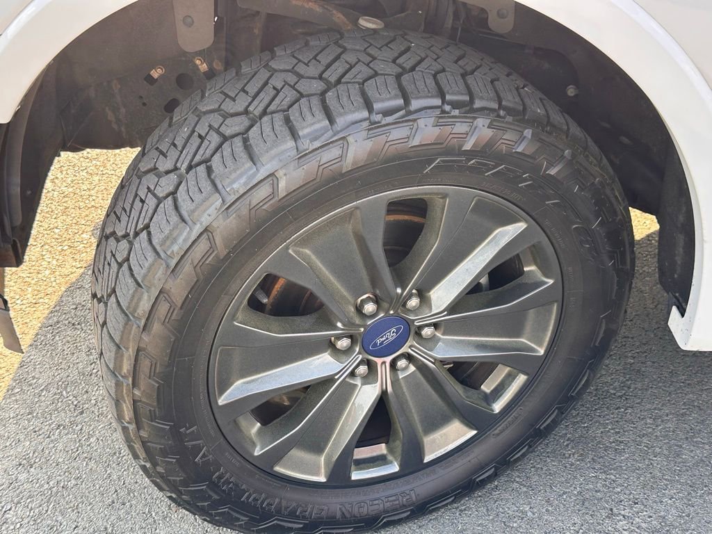 Used 2018 Ford F150 XLT w/ Equipment Group 302A Luxury image 39