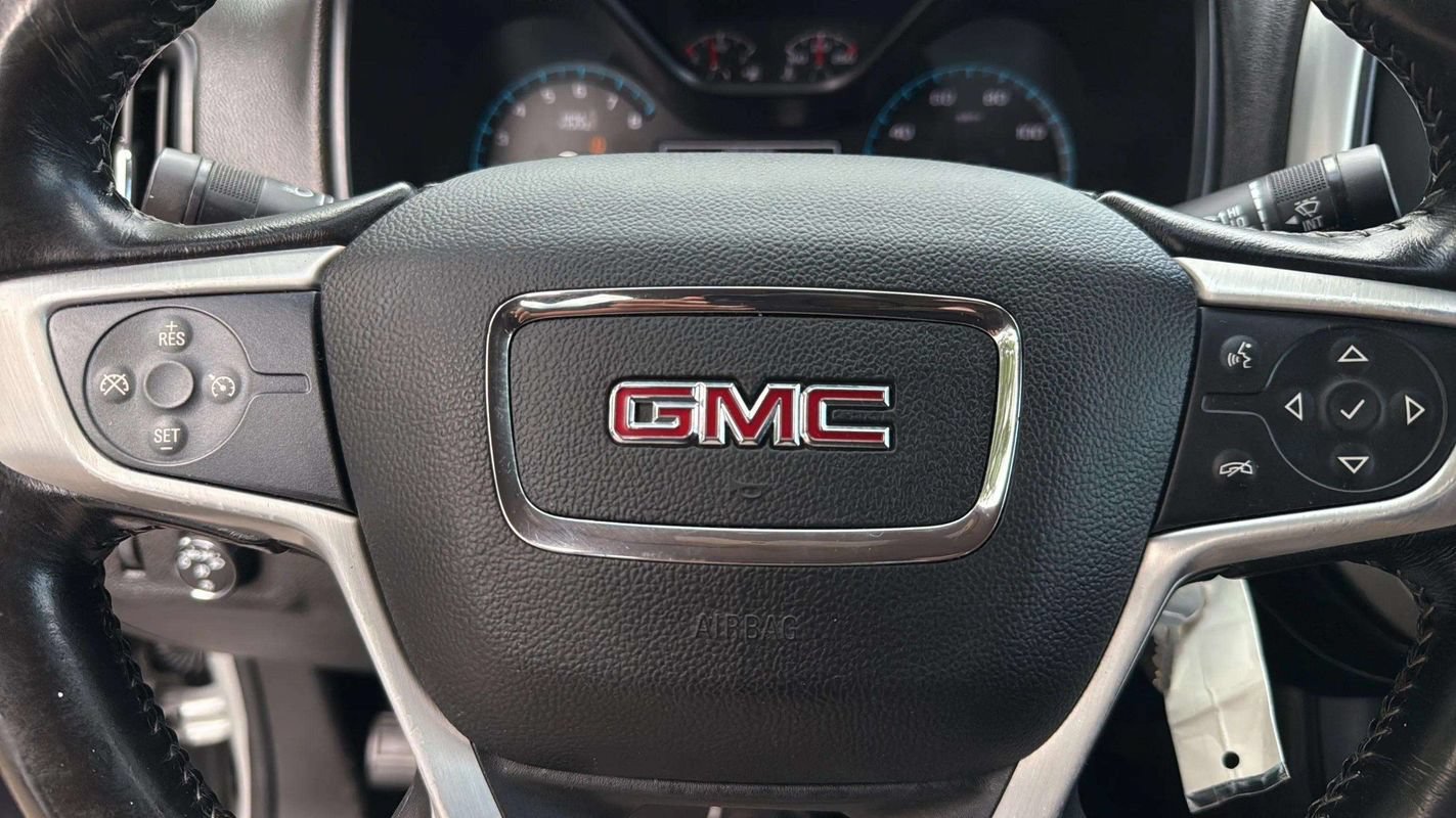 Used 2017 GMC Canyon SLE RWD image 11