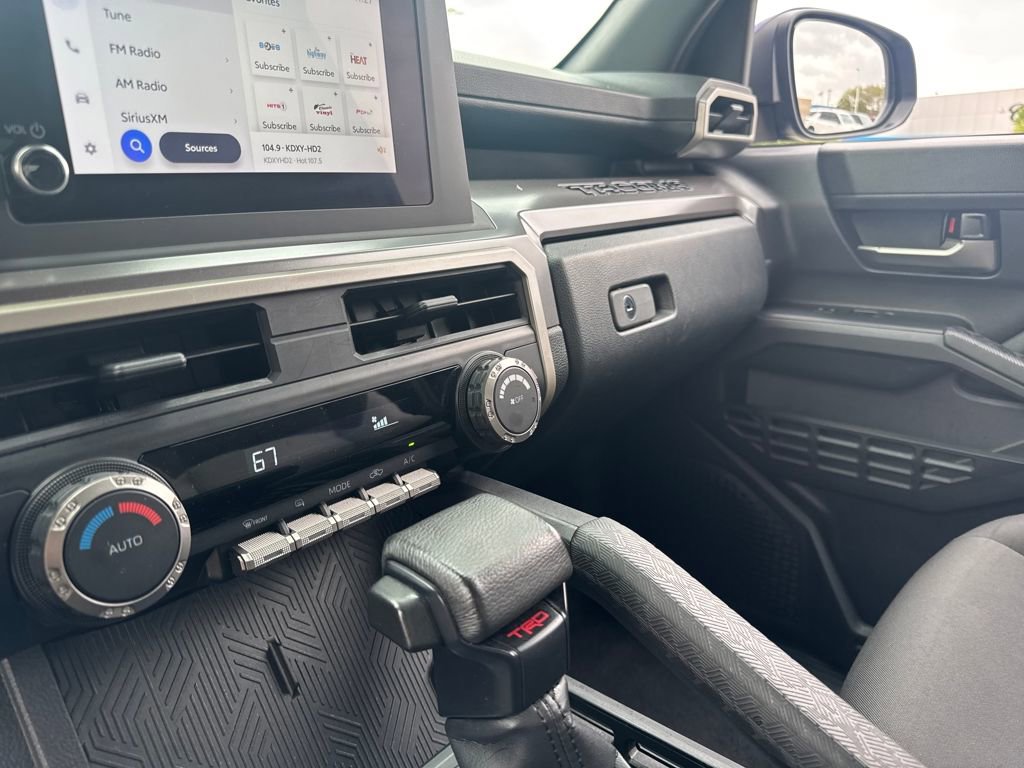 Used 2024 Toyota Tacoma TRD Off-Road image 22