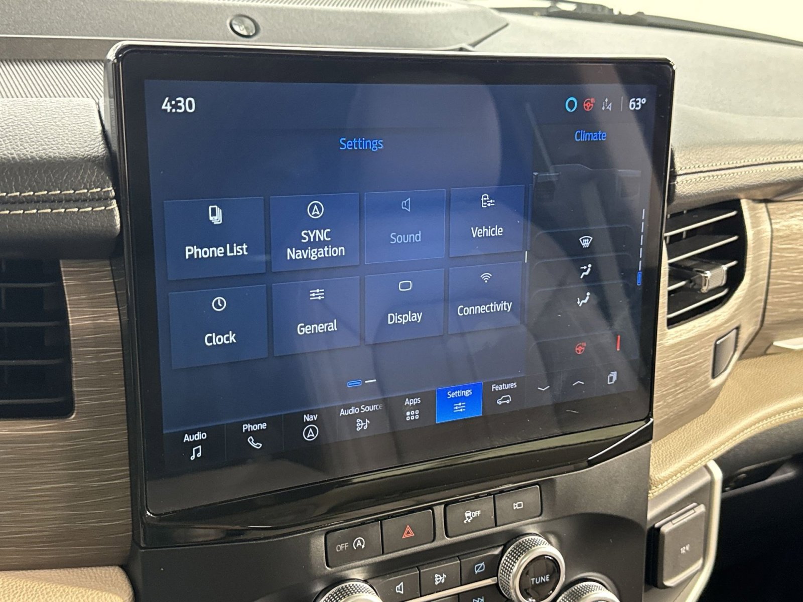 Used 2024 Ford Expedition Limited image 22