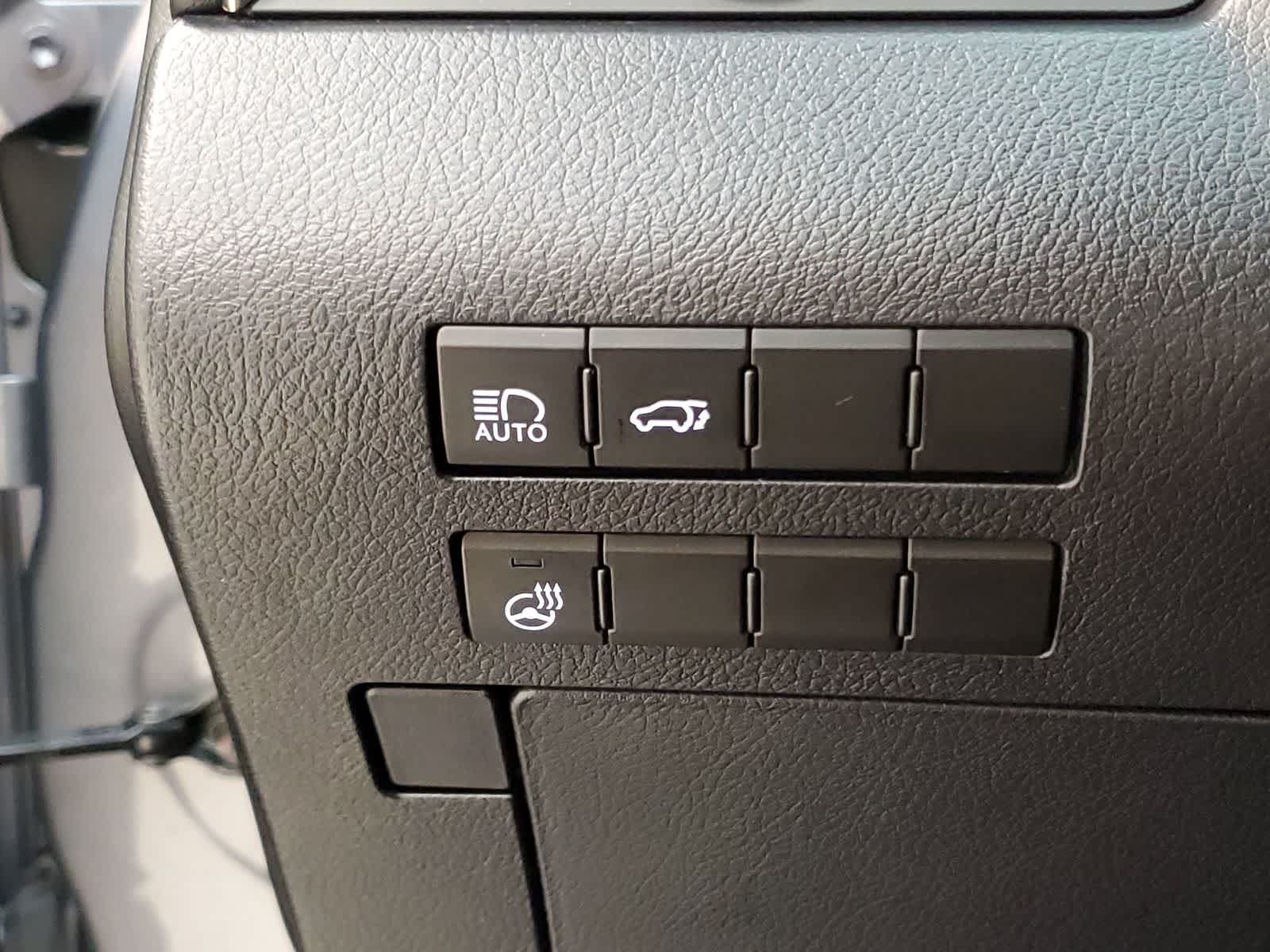 Used 2021 Lexus RX 350L FWD w/ Premium Package image 34