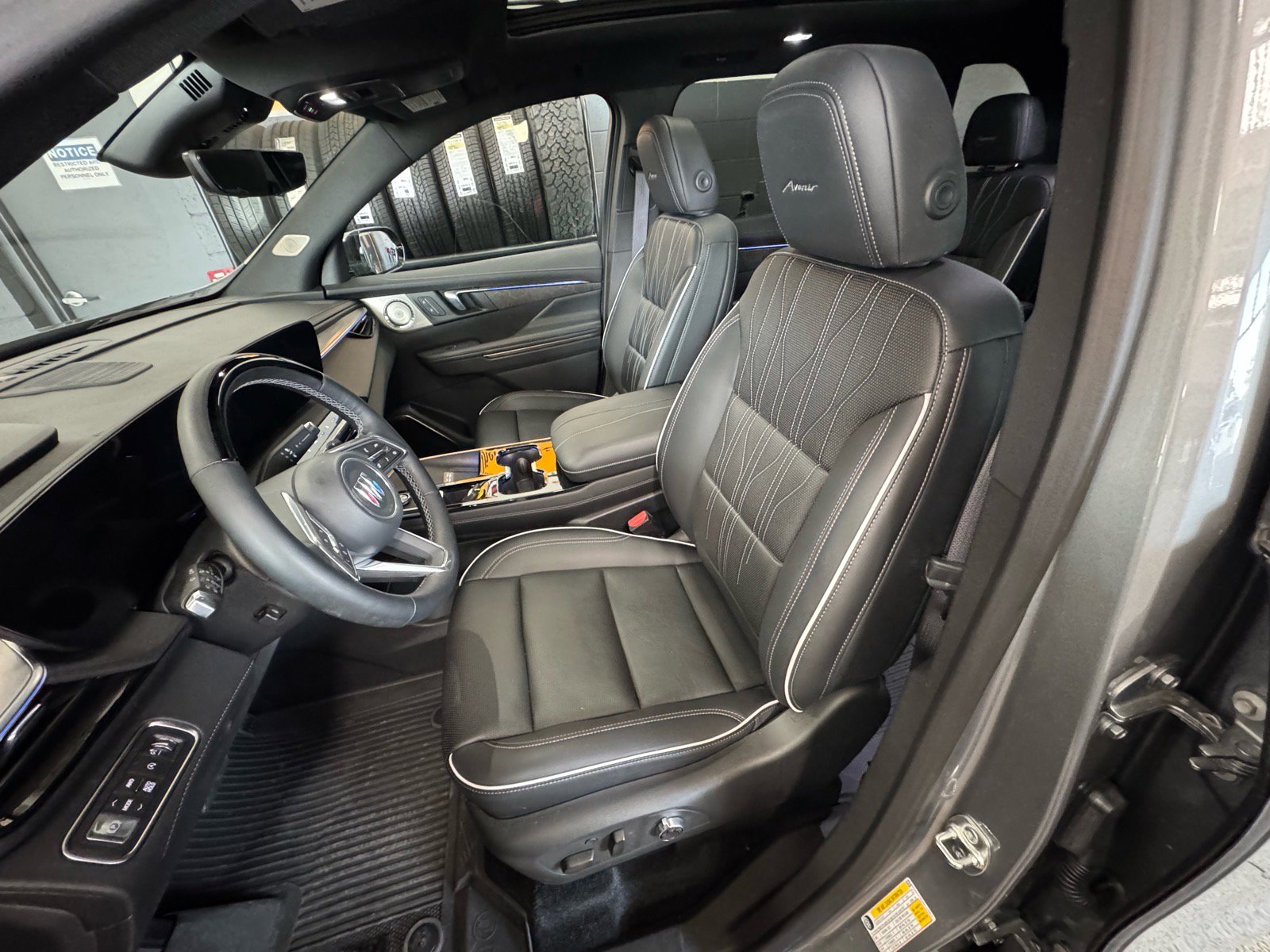 Certified 2025 Buick Enclave Avenir w/ Super Cruise Package image 20