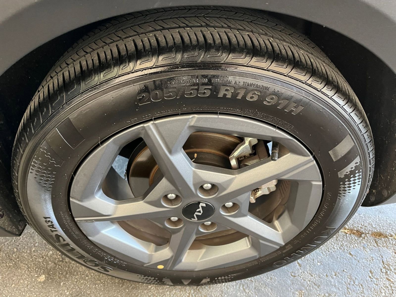 Used 2025 Kia K4 LXS image 29