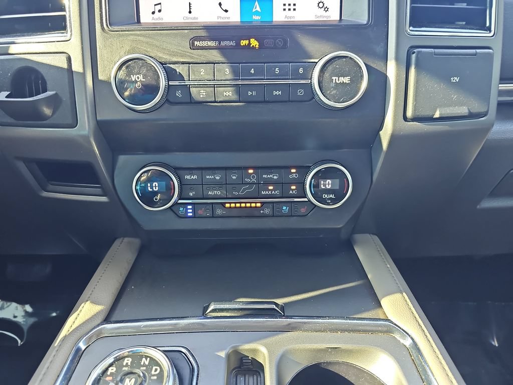 Used 2019 Ford Expedition XLT w/ Equipment Group 202A RWD image 24