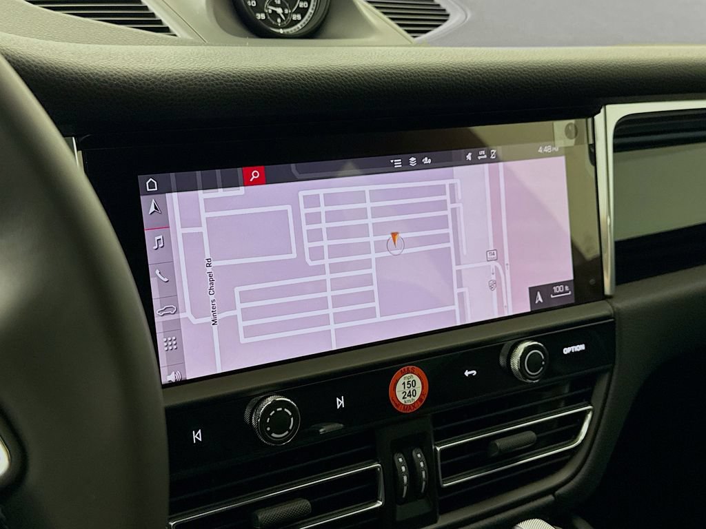 New 2026 Porsche Macan AWD/4WD image 21