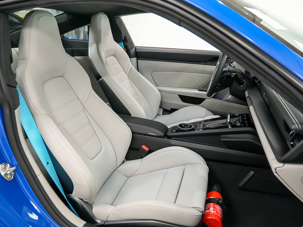 New 2026 Porsche 911 Carrera GTS RWD image 17
