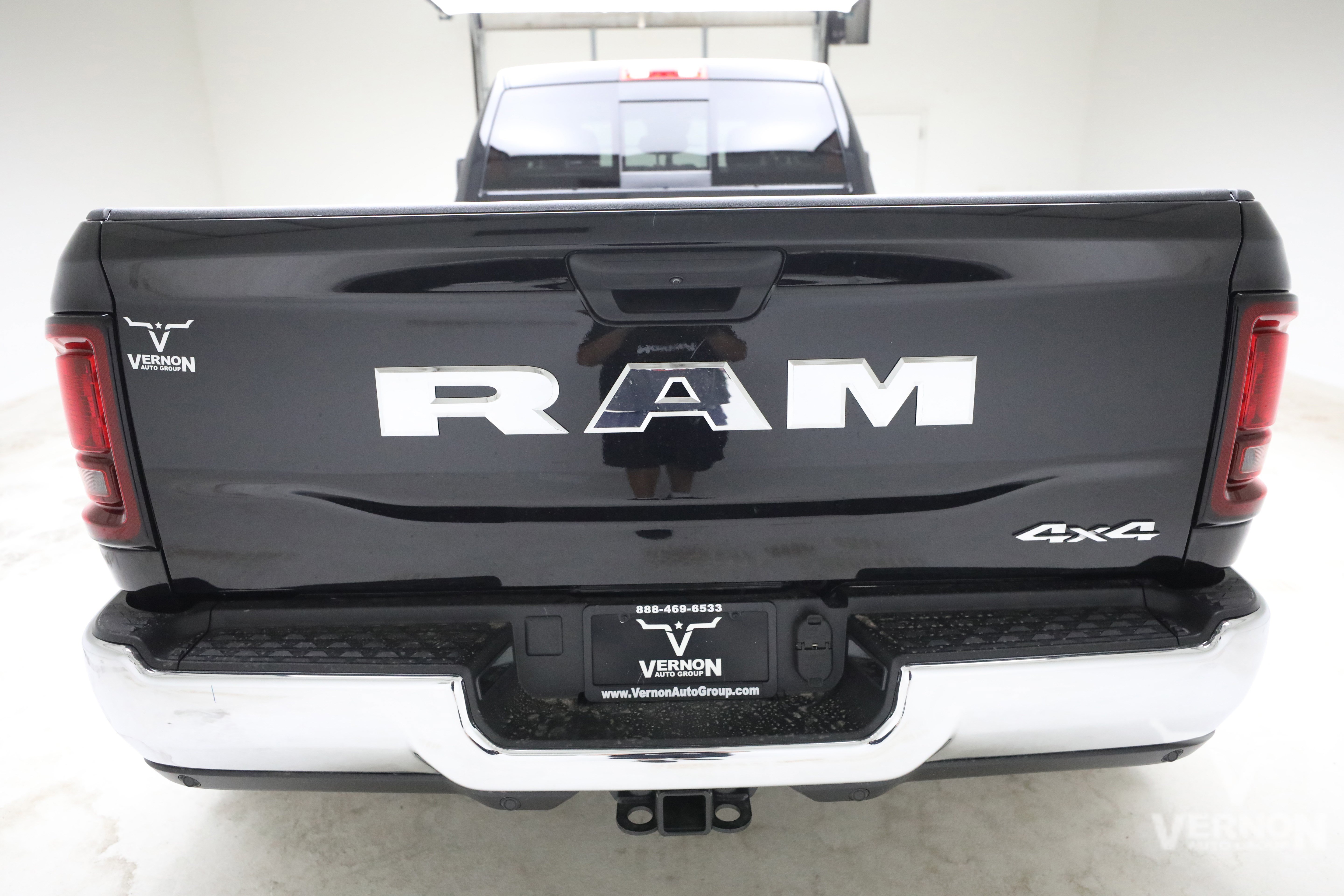 New 2026 RAM 3500 Tradesman AWD/4WD image 4