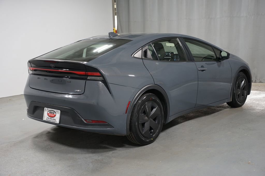 Used 2023 Toyota Prius LE image 8