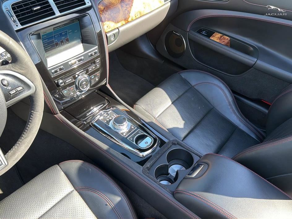 Used 2013 Jaguar XKR R image 35