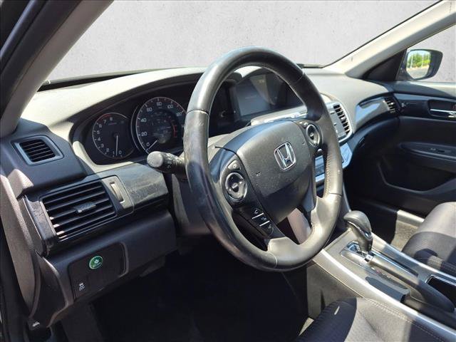 Used 2015 Honda Accord Sport image 10
