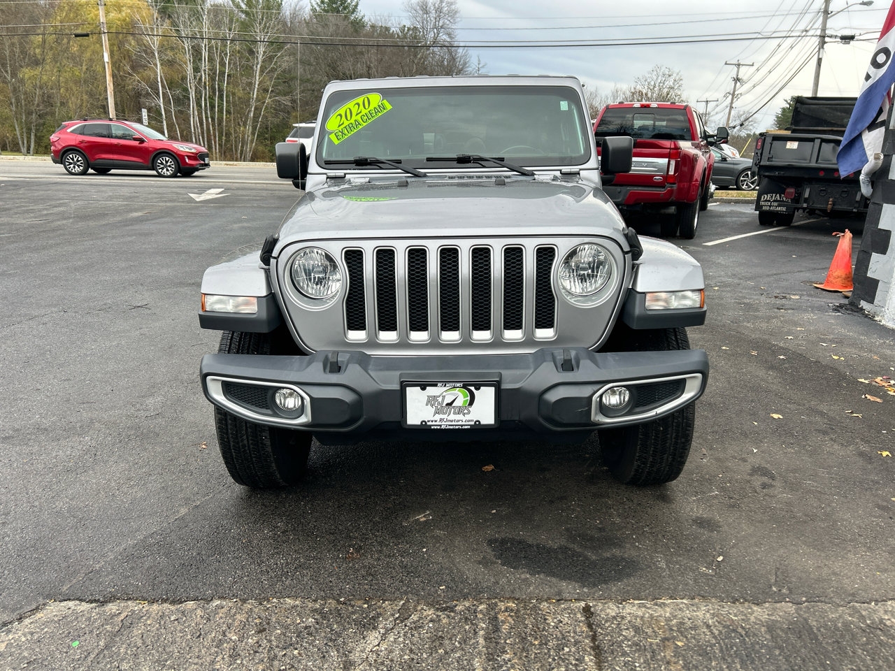 Used 2020 Jeep Wrangler Unlimited Sahara image 3
