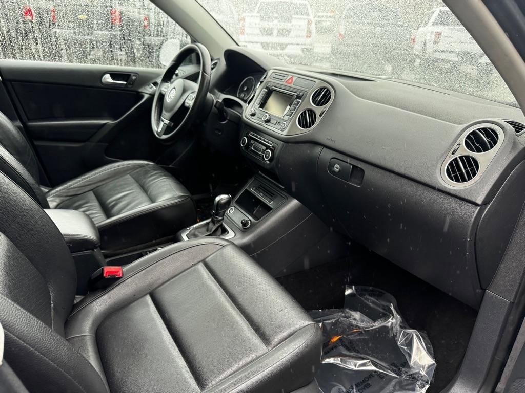 Used 2011 Volkswagen Tiguan S AWD/4WD image 15