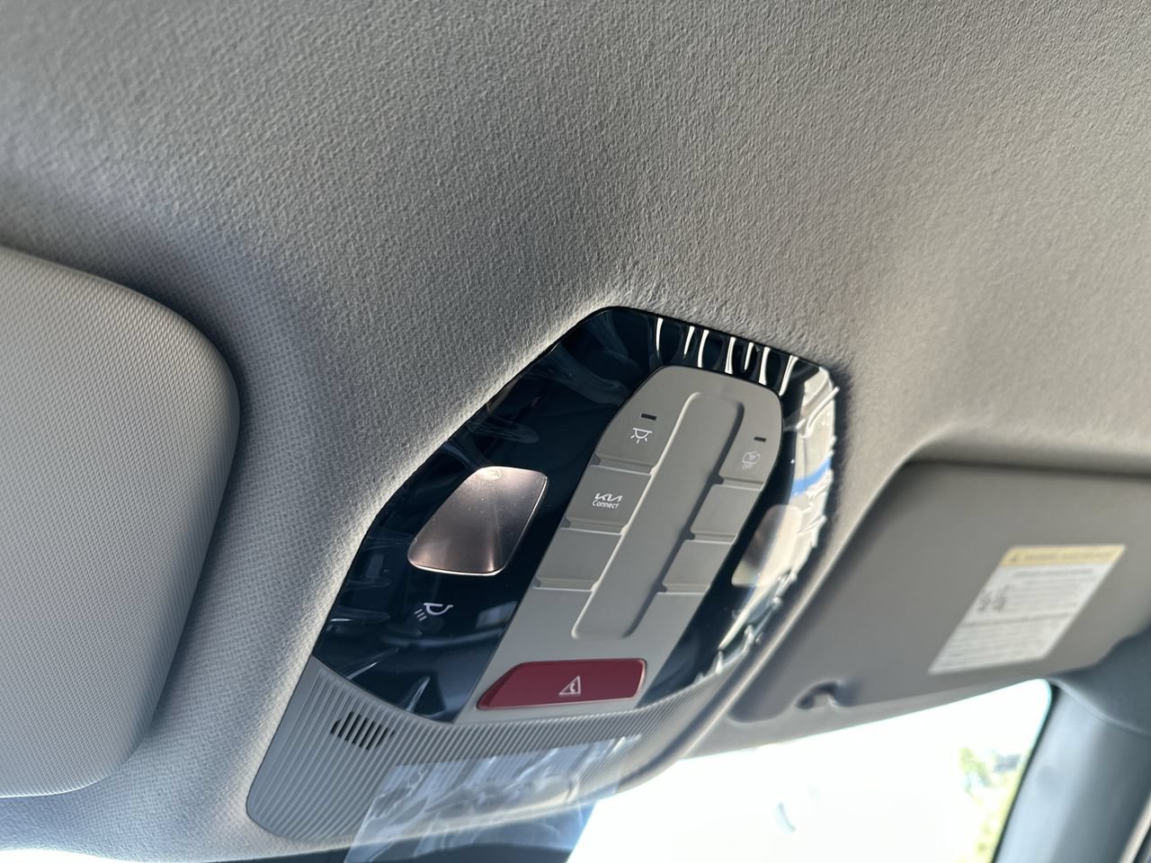 New 2027 Kia EV3 Wind FWD image 10