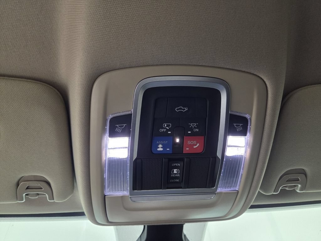 Used 2022 RAM 2500 Laramie AWD/4WD image 15