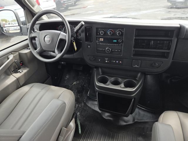 New 2025 GMC Savana 3500 Extended w/ Driver Convenience Package RWD image 23