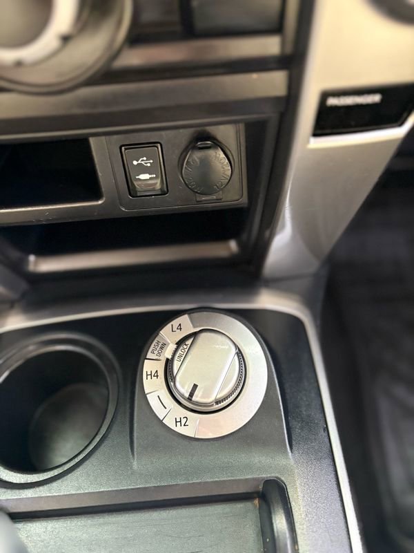 Used 2015 Toyota 4Runner SR5 Premium AWD/4WD image 27