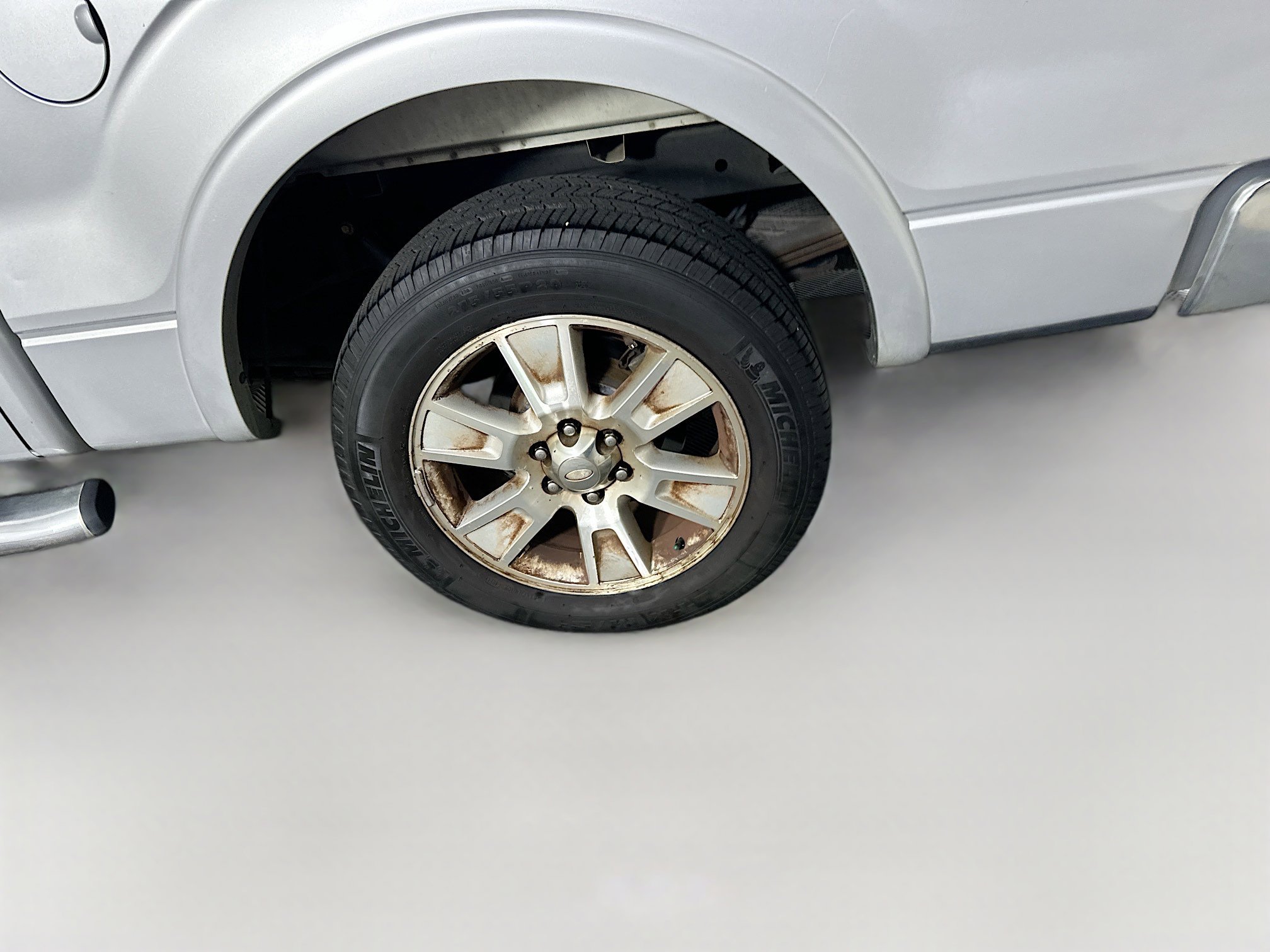 Used 2010 Ford F150 Lariat image 11